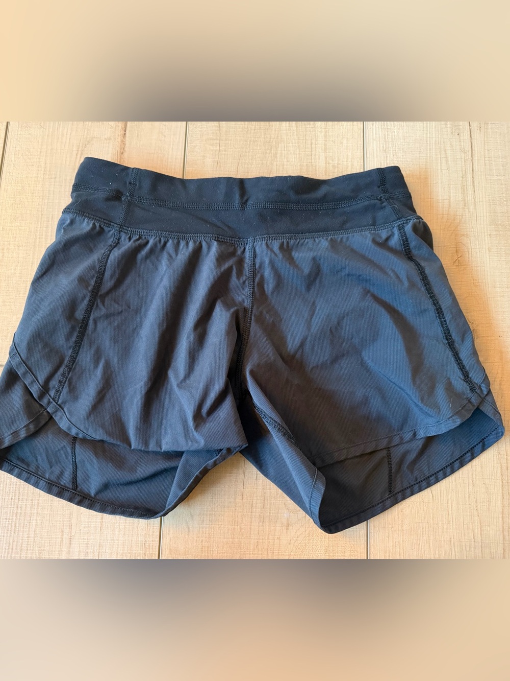 Iviva Black Shorts Size 12